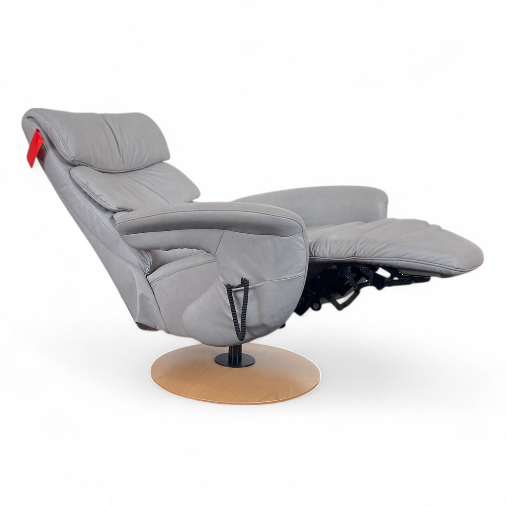 Sessel Himolla 7428 Easyswing – Soft Nappa Leder Asche, 2-Motorig, Aufstehhilfe