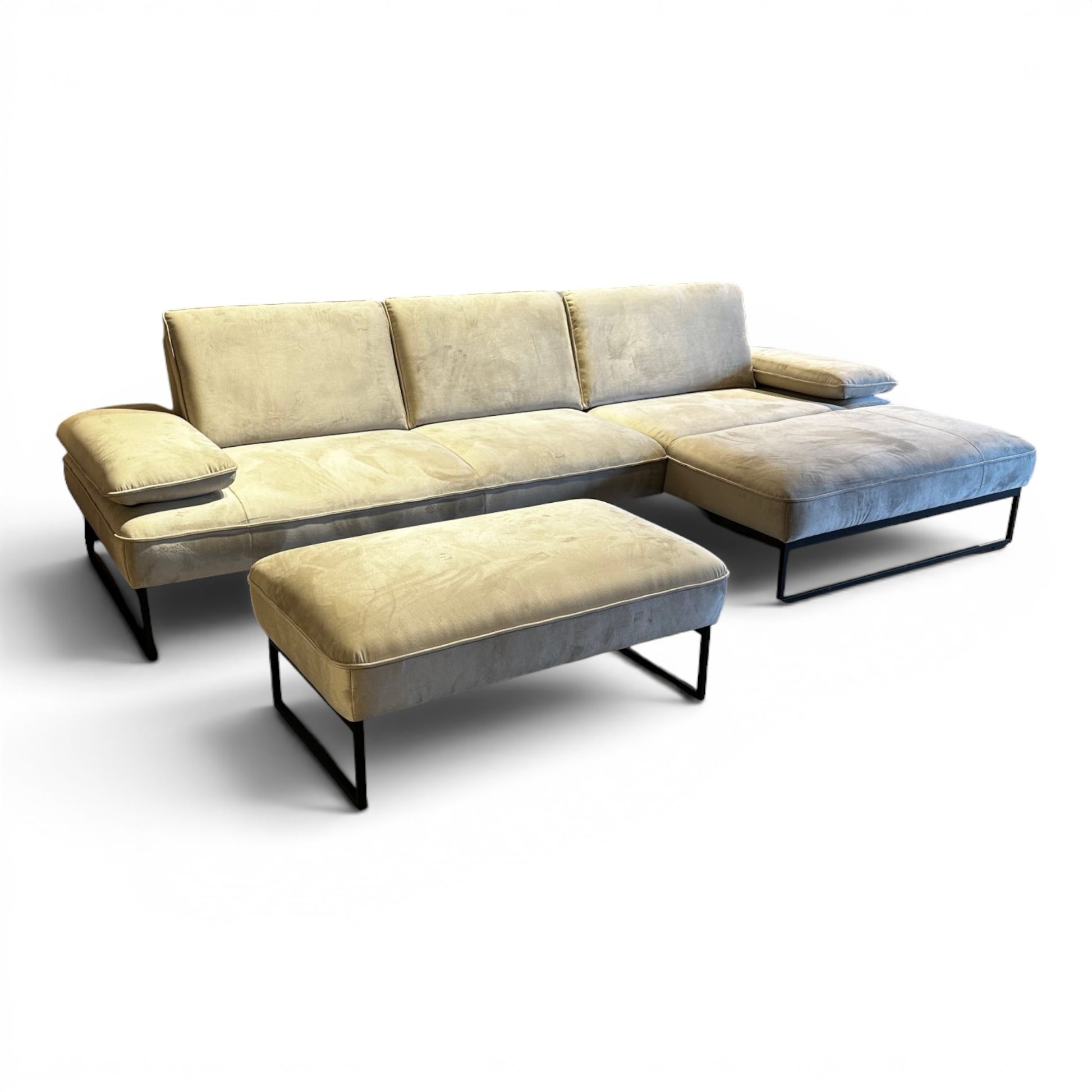 JOOP! 8165 Select Ecksofa inkl. Hocker – Velourstoff Grey