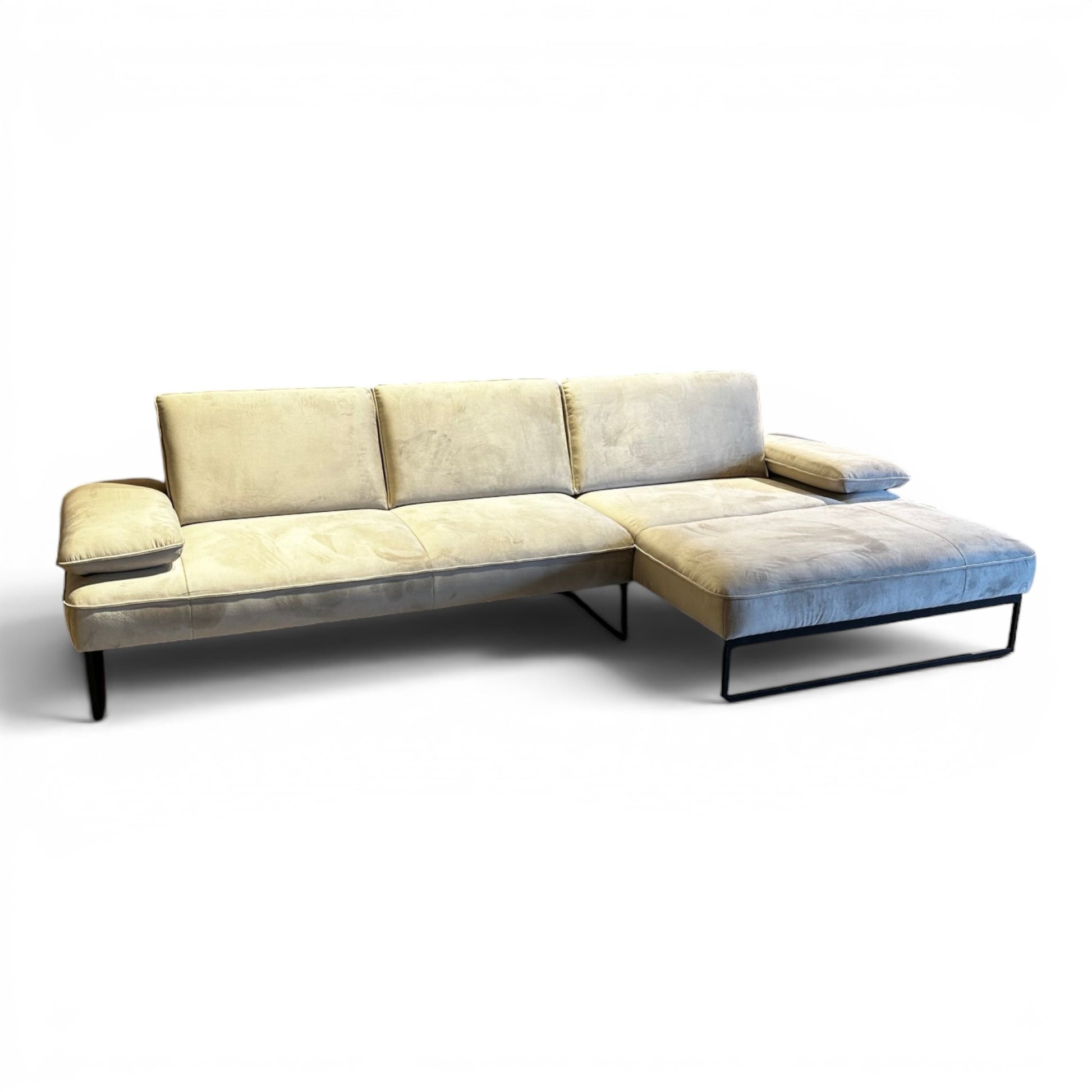 JOOP! 8165 Select Ecksofa inkl. Hocker – Velourstoff Grey
