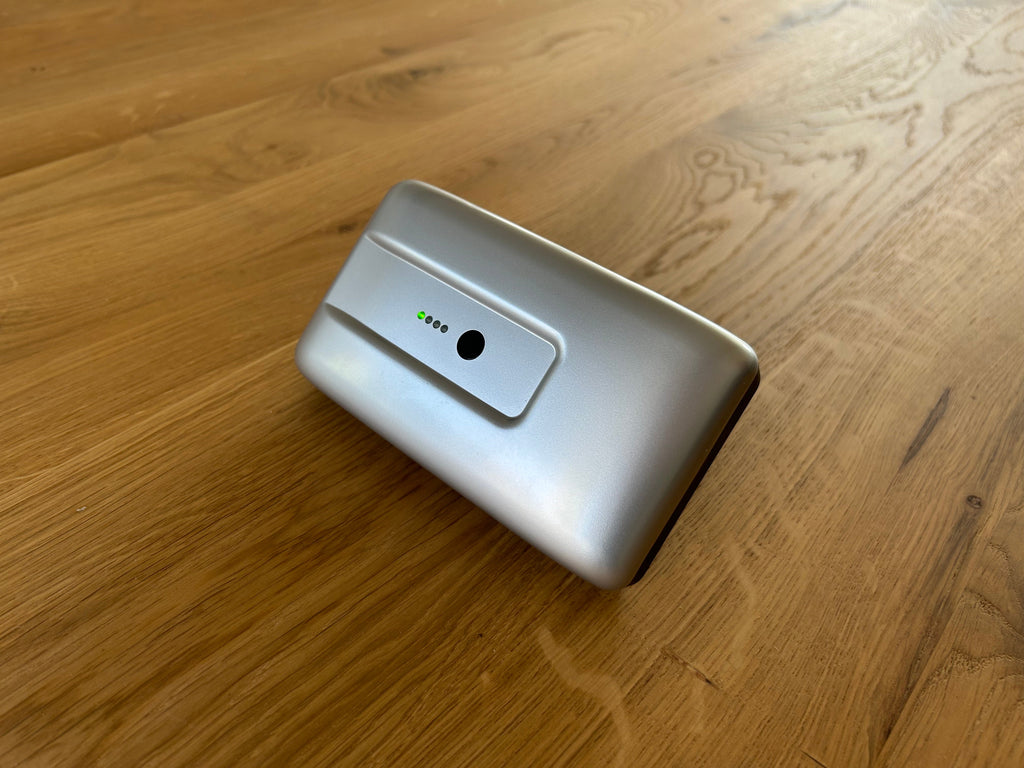 Himolla Akku mit Ladestation – Silber (0920 90 XXX)