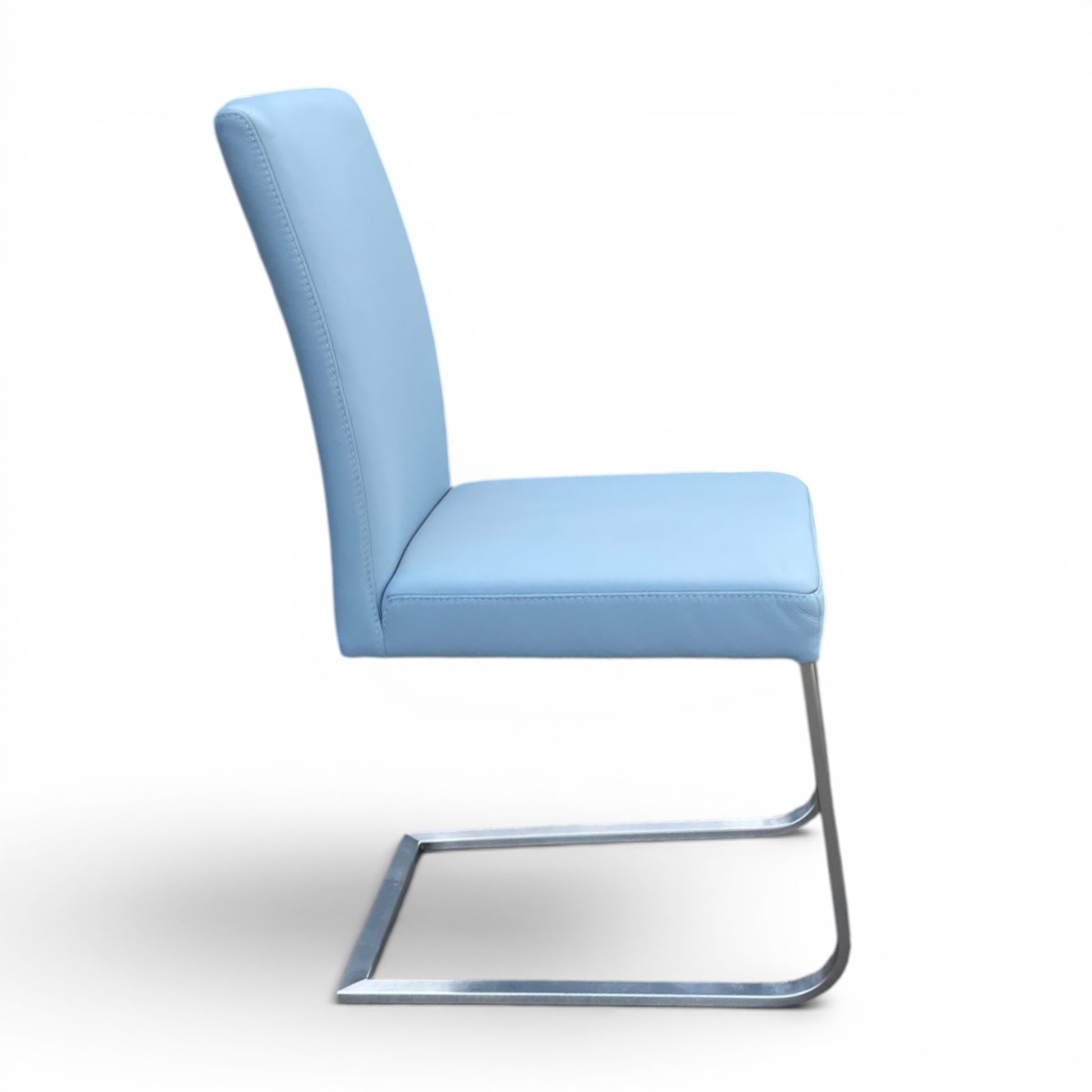 Freischwinger K+W 6192 - Longlife Leder Bronco Sky