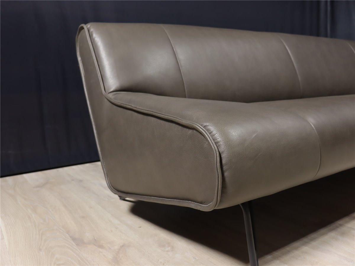 KOINOR  GISMO Sofa 205 cm LGestell schwarz   Leder B toro montana  *Verbandsmesse