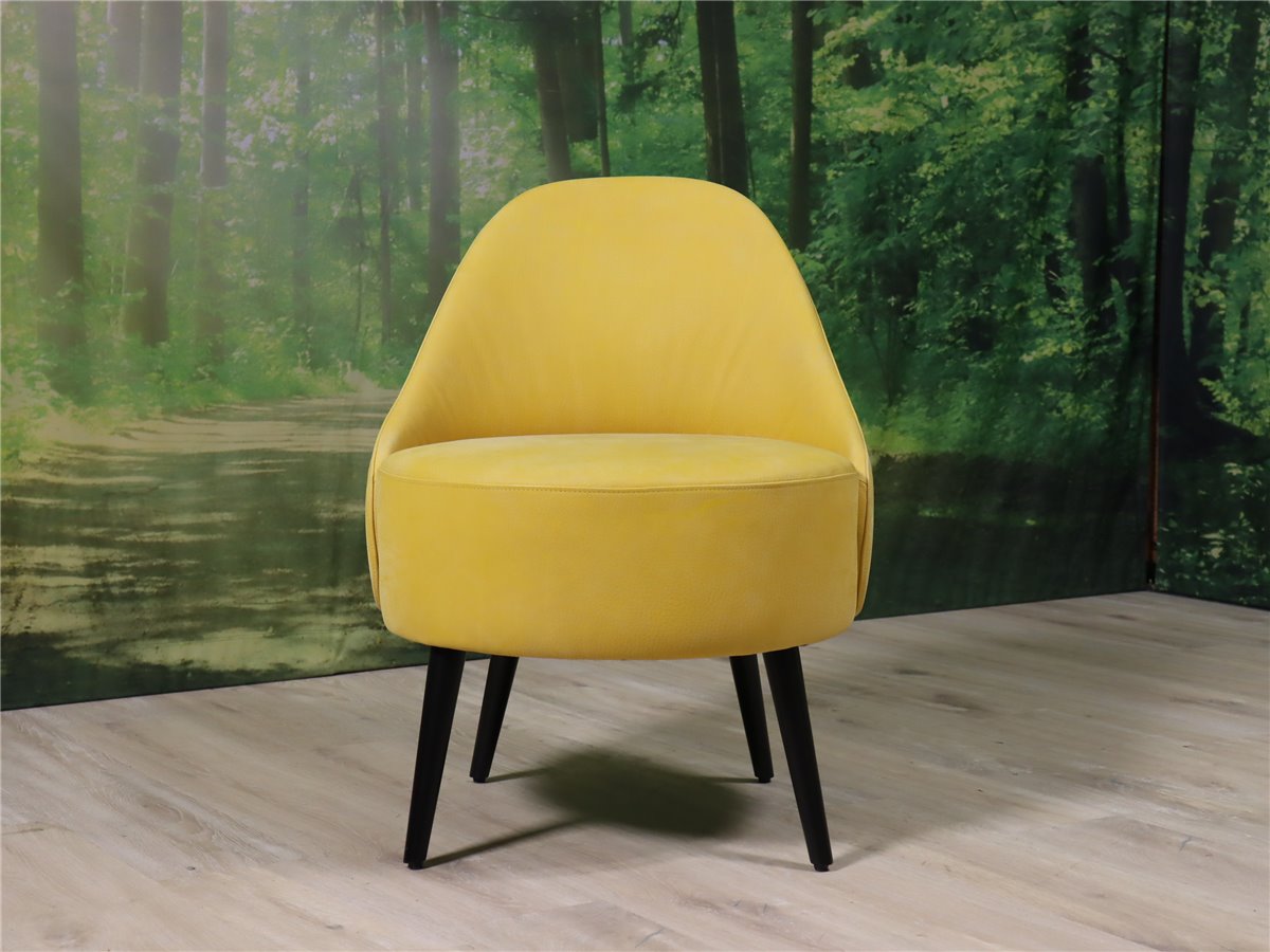 Tommy M PAOLA Clubsessel Retro Holzfuss schwarz  Leder Pairie Yellow  *Hausausstellung