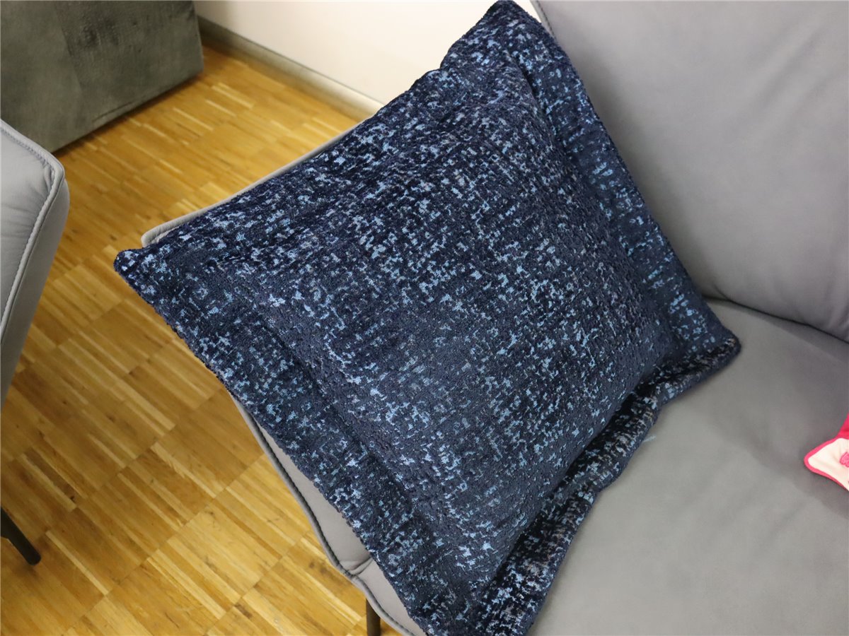 KOINOR  Flatterkissen 50 50  quadratisch   Stoff flauschig blau  *Muster