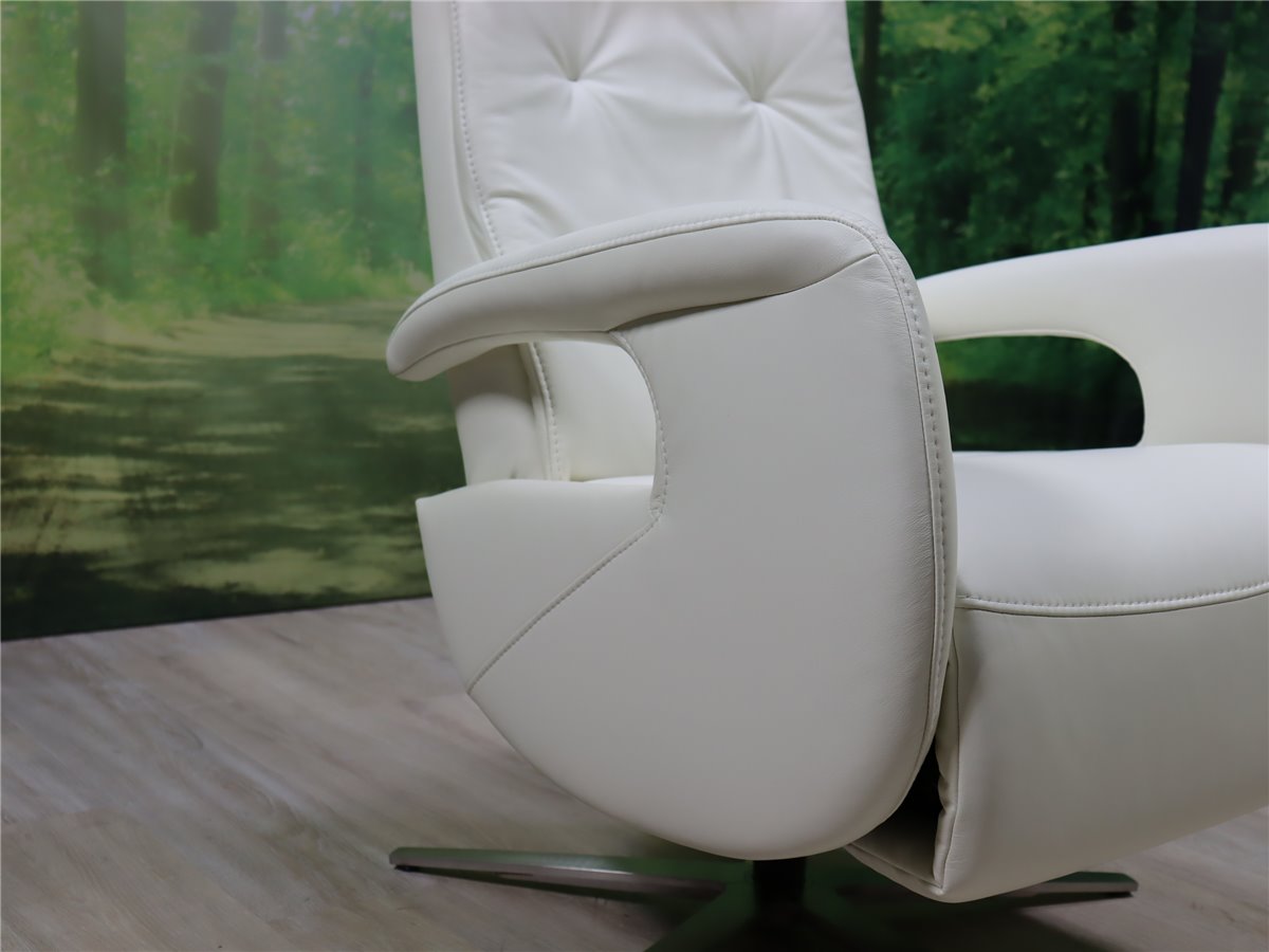 HUKLA  RS 17021 PN Relaxsessel manuell 3-fach Med  Leder Vivre white  *Messestück