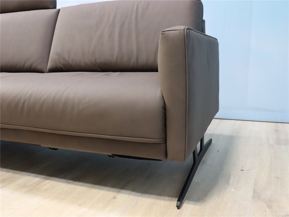 Himolla 1360 NOVA  Sofa 200 cm 2x  elektr Fussst  1 x Kopfstütze Leder 27 Leonessa ebony  *Mustersofa