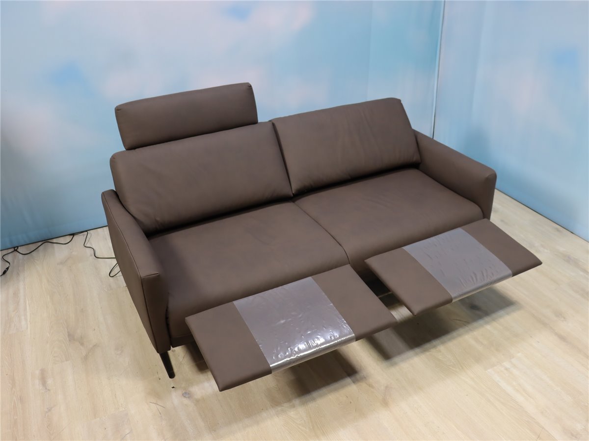 Himolla 1360 NOVA  Sofa 200 cm 2x  elektr Fussst  1 x Kopfstütze Leder 27 Leonessa ebony  *Mustersofa